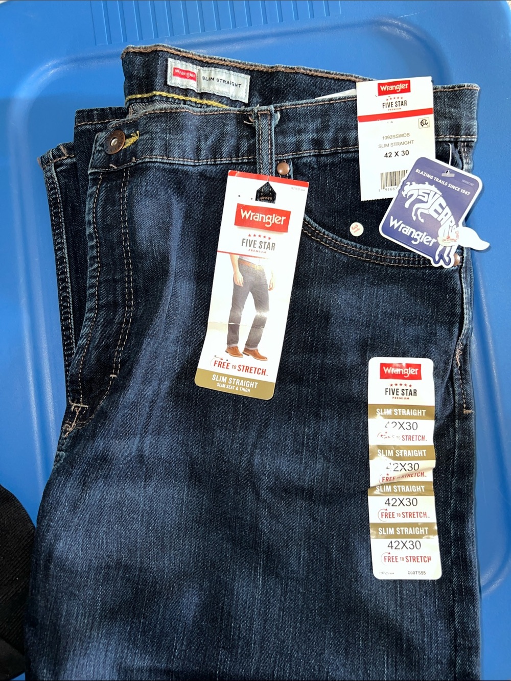 Wrangler Five Star Premium Slim Straight Free to Stretch 42 x 30 Denim Jeans NWT